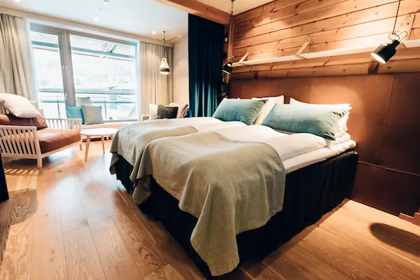 Åre-Skiferie-Holiday-Club-stort-værelse